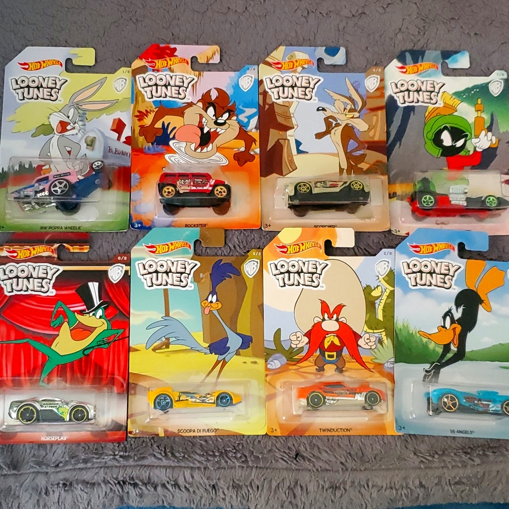 HOT WHEELS X LOONEY TUNES